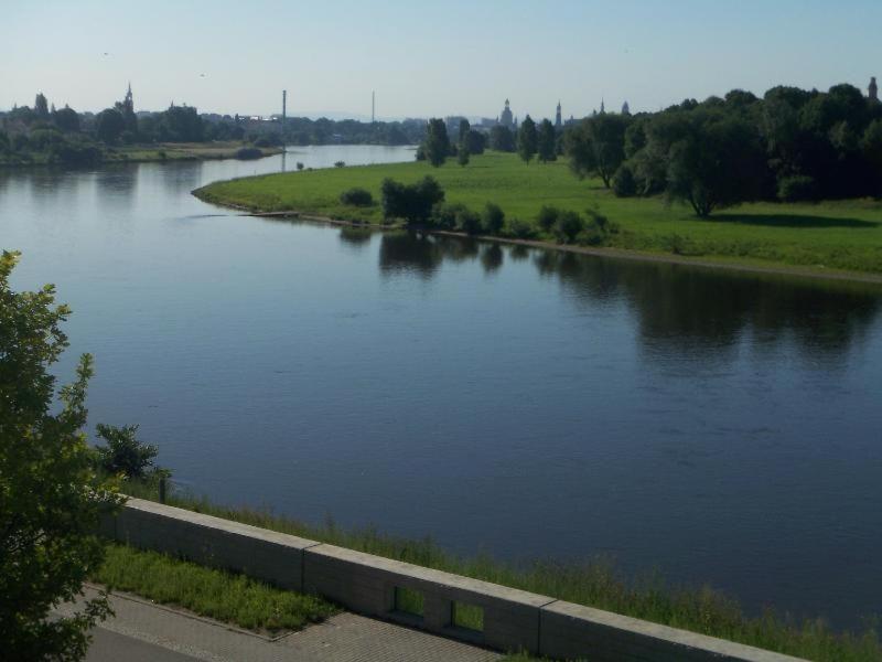 Ambiente-An-Der-Elbe-Wohnung-Og Dresde Exterior foto